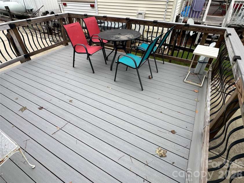 103 Cardinal Avenue, New London, NC 28127.  MLS# CAR4408584, YatesRealty ID 40428. 