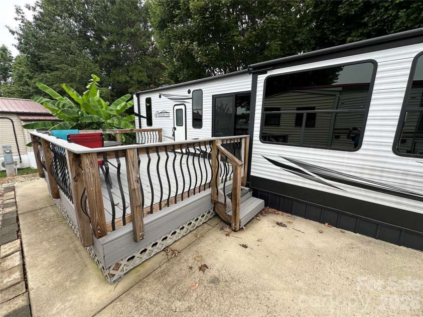 103 Cardinal Avenue, New London, NC 28127.  MLS# CAR4408584, YatesRealty ID 40428. 