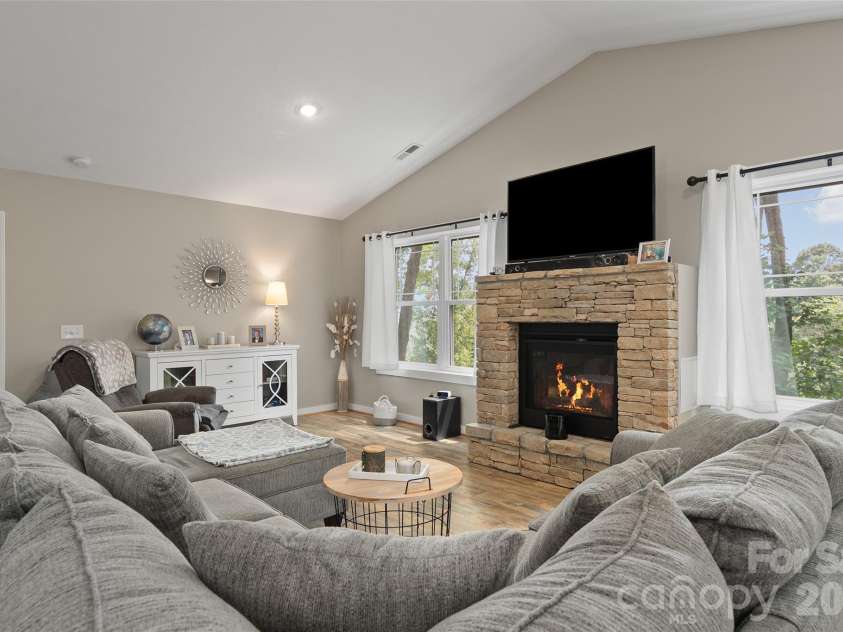 297 Triple Creek Drive, Clyde, NC 28721.  MLS# CAR4409138, YatesRealty ID 40429. 