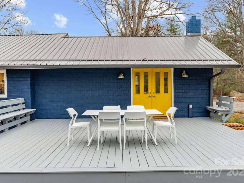 241 Pole Creasman Road, Asheville, NC 28806.  MLS# CAR4199603, YatesRealty ID 4043. Back deck & back double doors