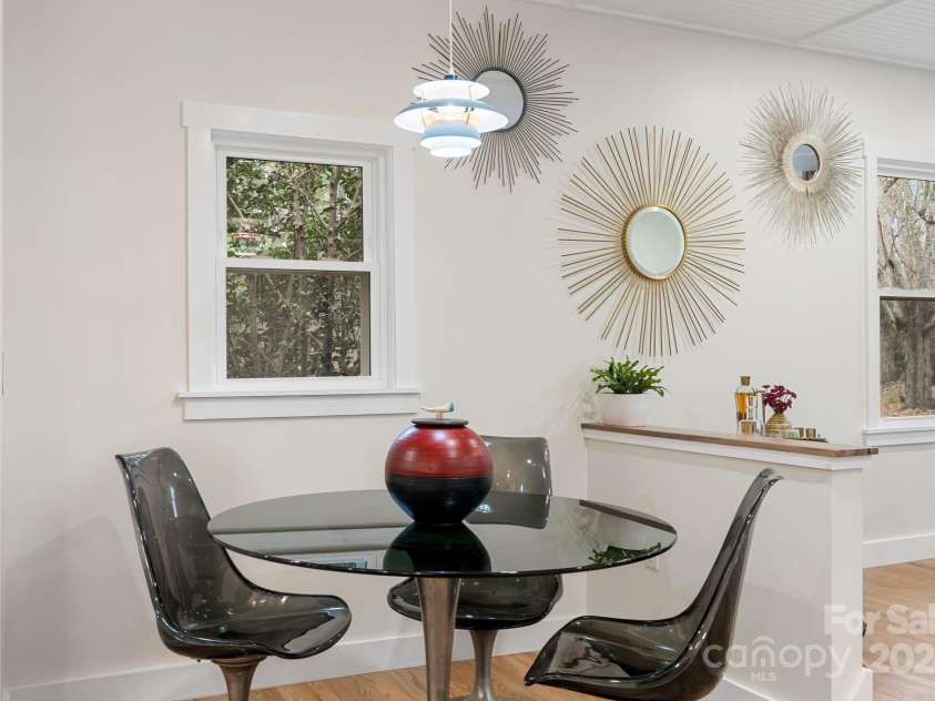 241 Pole Creasman Road, Asheville, NC 28806.  MLS# CAR4199603, YatesRealty ID 4043. Dining Area