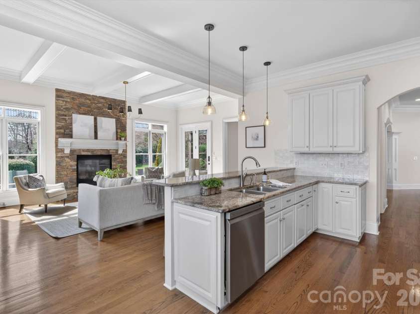 616 Beauhaven Lane, Waxhaw, NC 28173.  MLS# CAR4352988, YatesRealty ID 4043. 