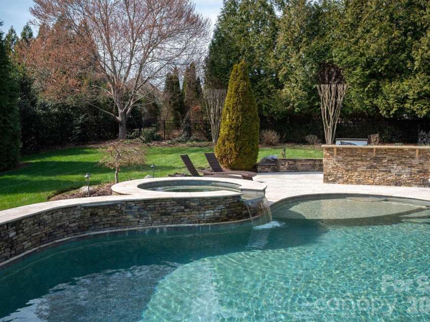 616 Beauhaven Lane, Waxhaw, NC 28173.  MLS# CAR4352988, YatesRealty ID 4043. 