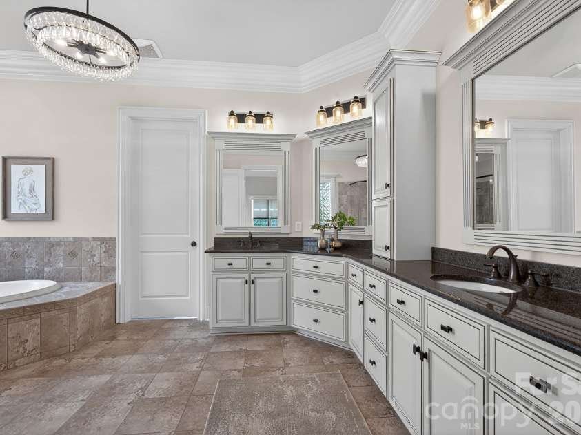 616 Beauhaven Lane, Waxhaw, NC 28173.  MLS# CAR4352988, YatesRealty ID 4043. 