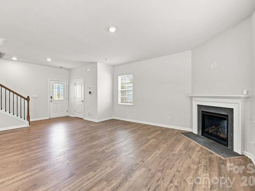 8133 Clairwood Drive, Charlotte, NC 28269.  MLS# CAR4407183, YatesRealty ID 40432. 