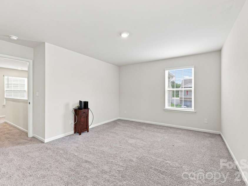 8133 Clairwood Drive, Charlotte, NC 28269.  MLS# CAR4407183, YatesRealty ID 40432. 