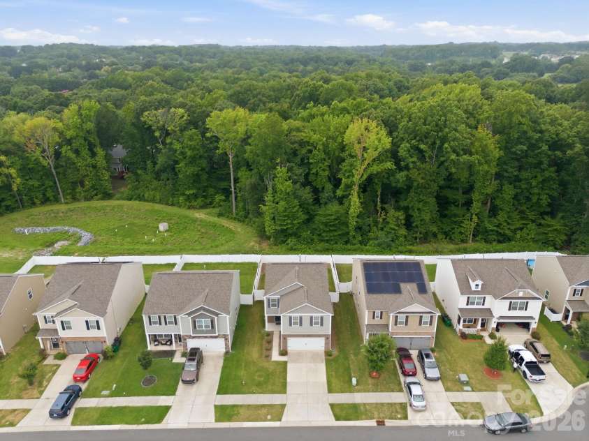 8133 Clairwood Drive, Charlotte, NC 28269.  MLS# CAR4407183, YatesRealty ID 40432. 