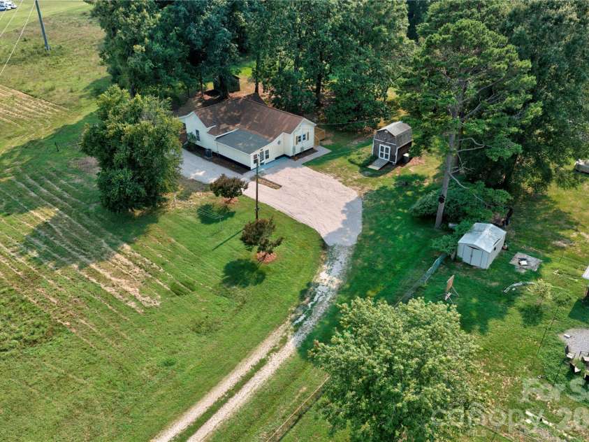 410 16th Street, Kannapolis, NC 28083.  MLS# CAR4408654, YatesRealty ID 40433. 