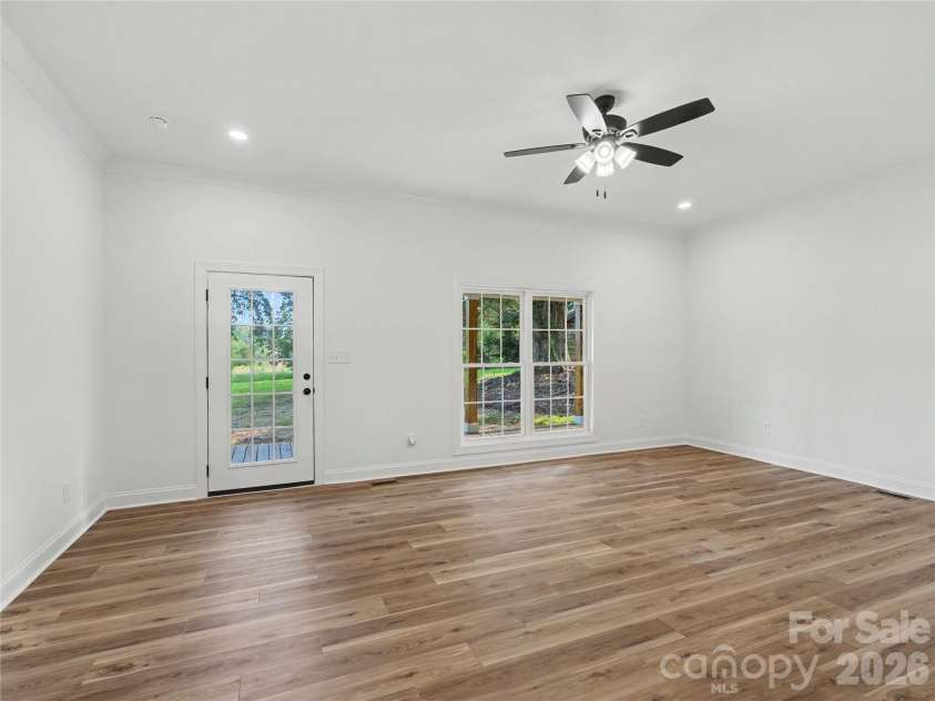 410 16th Street, Kannapolis, NC 28083.  MLS# CAR4408654, YatesRealty ID 40433. 