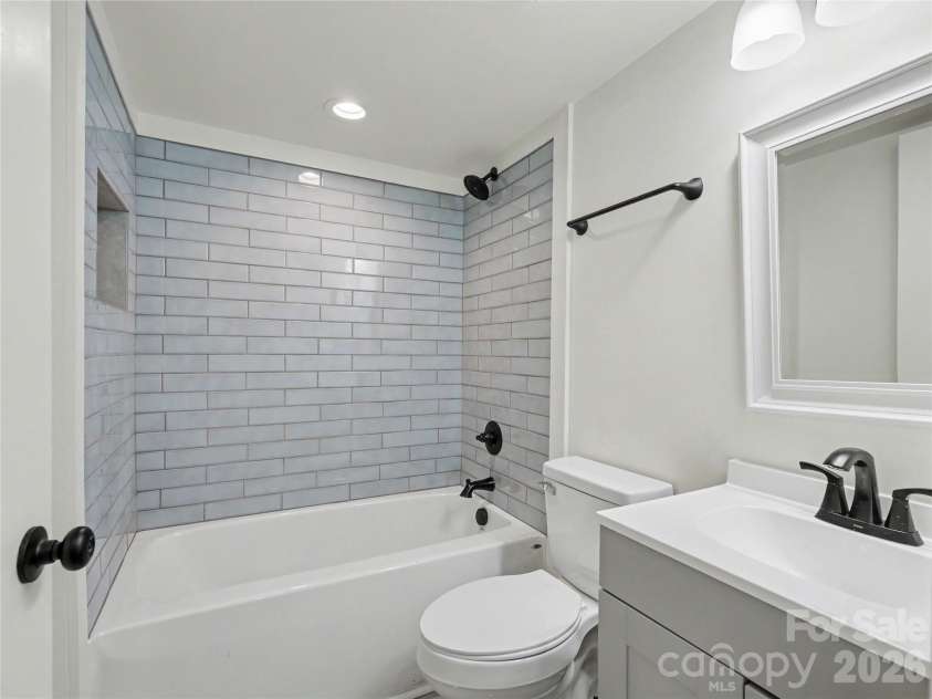 410 16th Street, Kannapolis, NC 28083.  MLS# CAR4408654, YatesRealty ID 40433. 