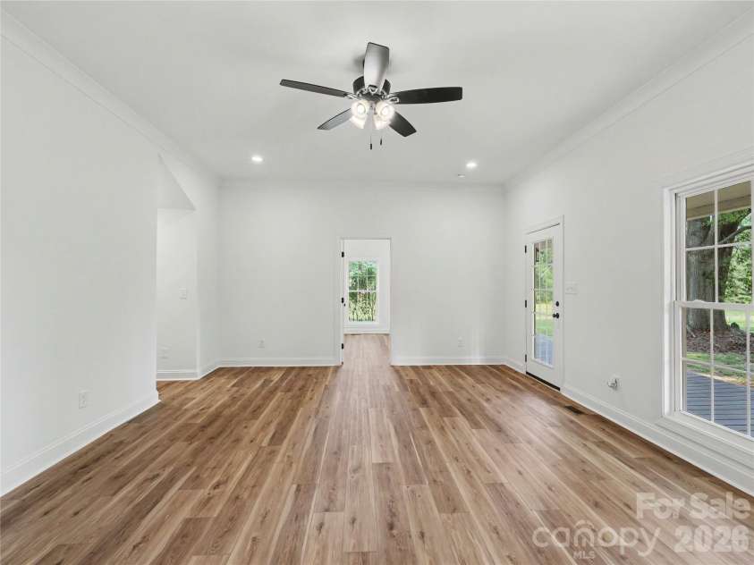 410 16th Street, Kannapolis, NC 28083.  MLS# CAR4408654, YatesRealty ID 40433. 