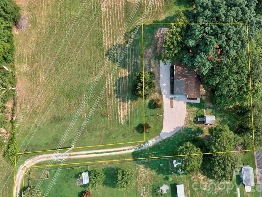 410 16th Street, Kannapolis, NC 28083.  MLS# CAR4408654, YatesRealty ID 40433. 