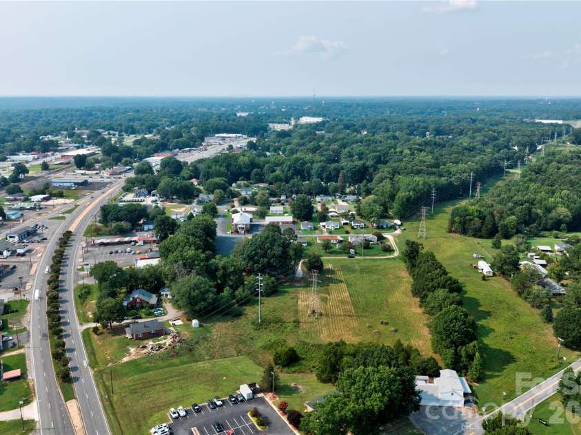 410 16th Street, Kannapolis, NC 28083.  MLS# CAR4408654, YatesRealty ID 40433. 
