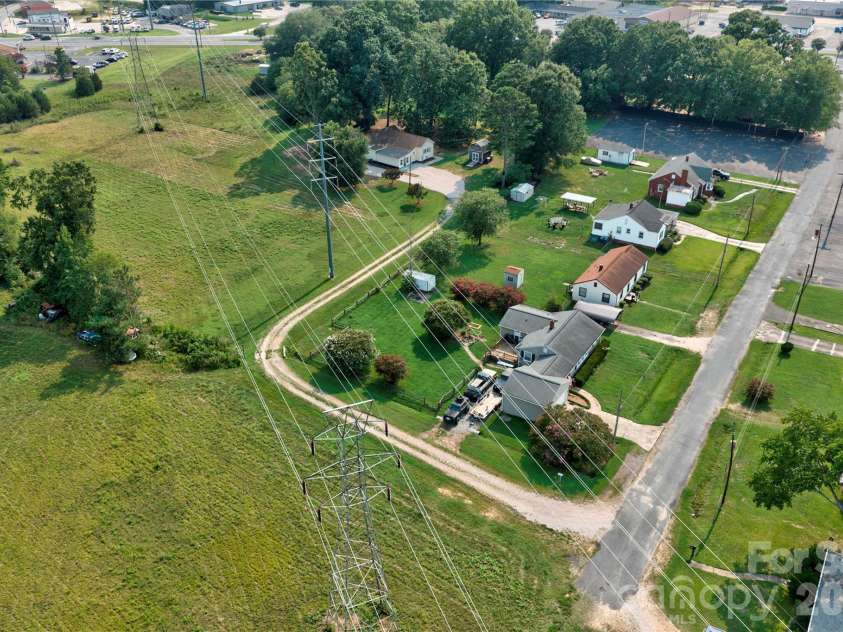 410 16th Street, Kannapolis, NC 28083.  MLS# CAR4408654, YatesRealty ID 40433. 