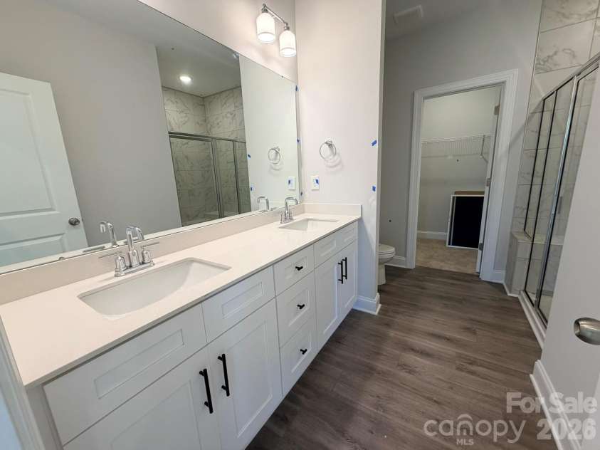 126 Pointer Trail, Troutman, NC 28166.  MLS# CAR4376584, YatesRealty ID 40435. Primary Bathroom