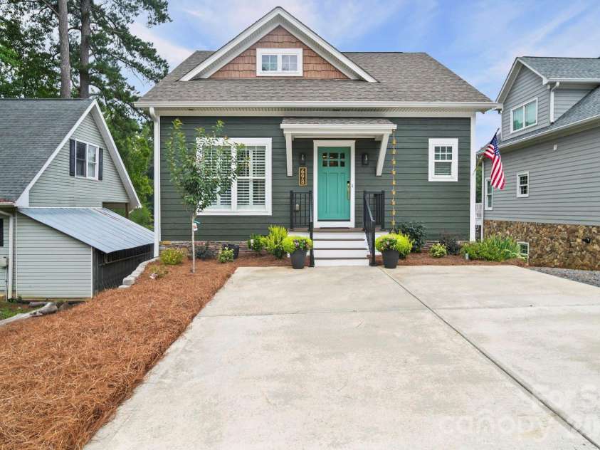 698 Lake Head Road, Norwood, NC 28128.  MLS# CAR4408589, YatesRealty ID 40436. Road View (Front)
