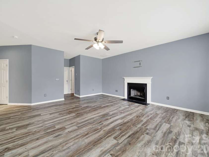898 Coach House Court, Rock Hill, SC 29730.  MLS# CAR4403477, YatesRealty ID 40437. 