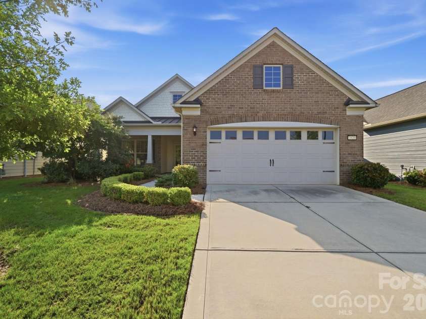 1620 Red Leaf Drive, Fort Mill, SC 29715.  MLS# CAR4402773, YatesRealty ID 40438. 