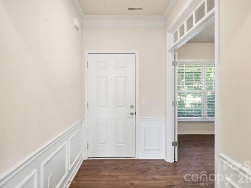 1620 Red Leaf Drive, Fort Mill, SC 29715.  MLS# CAR4402773, YatesRealty ID 40438. 