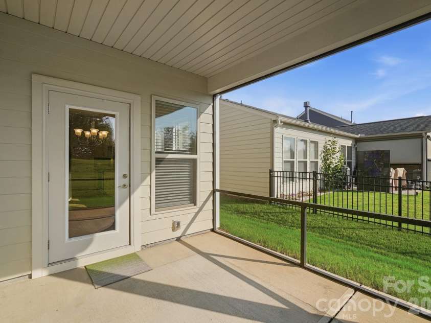 1620 Red Leaf Drive, Fort Mill, SC 29715.  MLS# CAR4402773, YatesRealty ID 40438. 