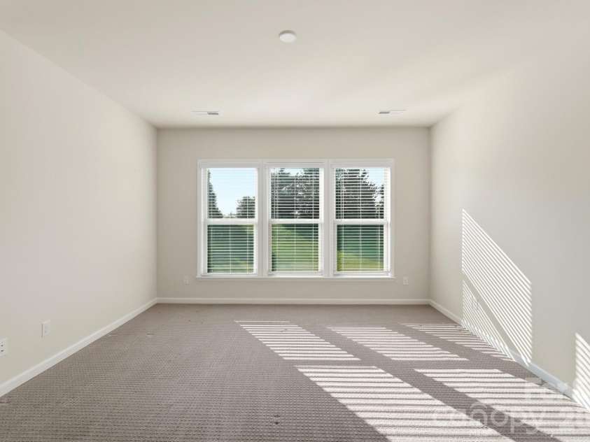 1620 Red Leaf Drive, Fort Mill, SC 29715.  MLS# CAR4402773, YatesRealty ID 40438. Primary bedroom
