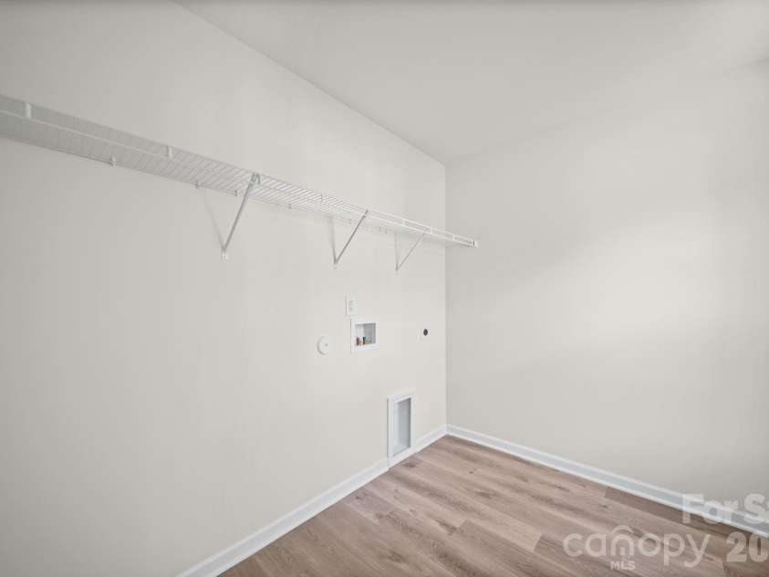 511 Hill Street, Dallas, NC 28034.  MLS# CAR4395920, YatesRealty ID 40439. Laundry Room - Other Unit