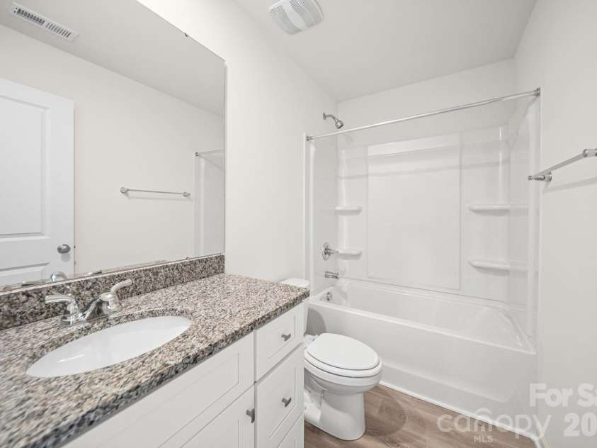 511 Hill Street, Dallas, NC 28034.  MLS# CAR4395920, YatesRealty ID 40439. Secondary Bathroom