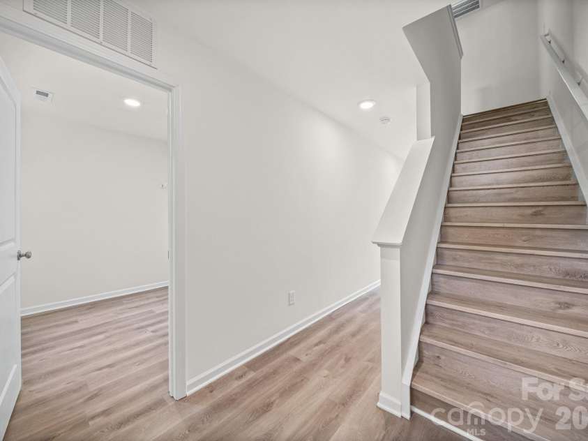 511 Hill Street, Dallas, NC 28034.  MLS# CAR4395920, YatesRealty ID 40439. Staircase