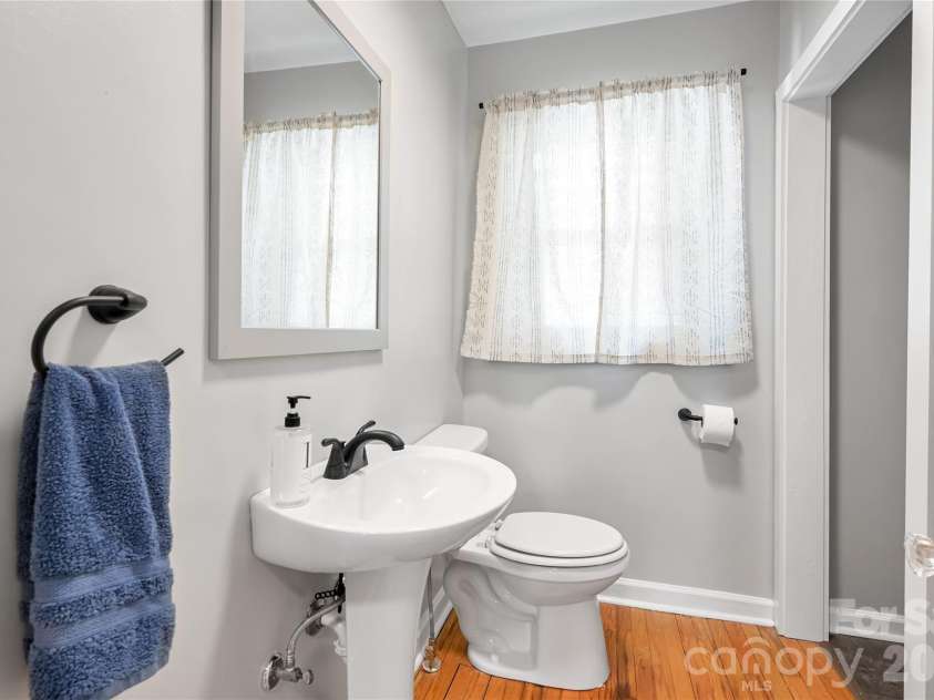 1110 Queentown Road, Canton, NC 28716.  MLS# CAR4408896, YatesRealty ID 40440. 1/2 Bath main Level