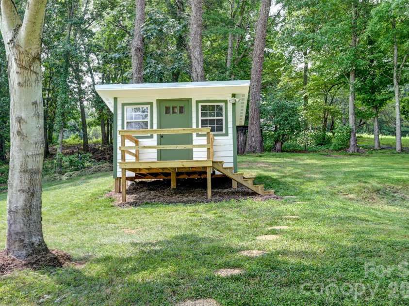 1110 Queentown Road, Canton, NC 28716.  MLS# CAR4408896, YatesRealty ID 40440. Custom Shed