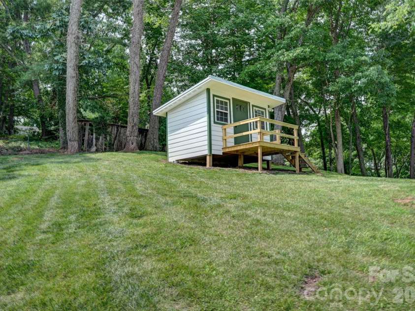 1110 Queentown Road, Canton, NC 28716.  MLS# CAR4408896, YatesRealty ID 40440. Custom Shed