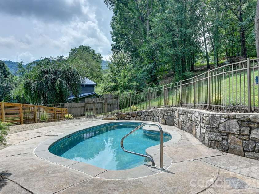 1110 Queentown Road, Canton, NC 28716.  MLS# CAR4408896, YatesRealty ID 40440. Pool Area