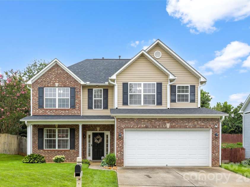 139 Yadkin Road, Fletcher, NC 28732.  MLS# CAR4409230, YatesRealty ID 40441. 