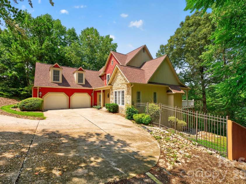 133 Gunpowder View Circle, Granite Falls, NC 28630.  MLS# CAR4409299, YatesRealty ID 40444. 