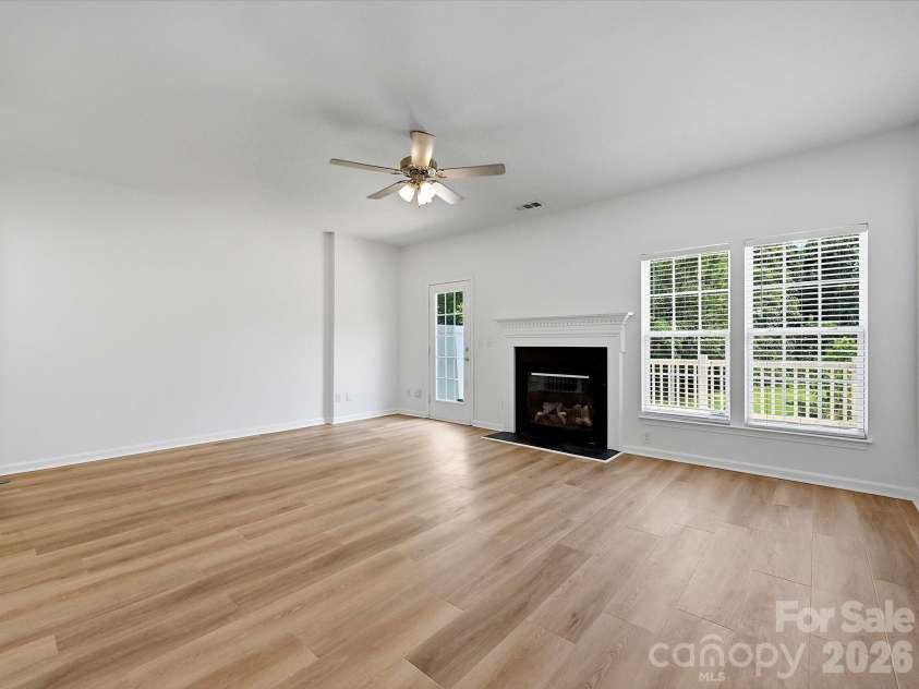 9538 Blossom Hill Drive, Huntersville, NC 28078.  MLS# CAR4409322, YatesRealty ID 40446. 