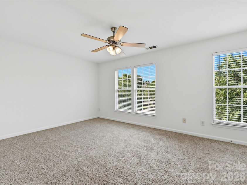 9538 Blossom Hill Drive, Huntersville, NC 28078.  MLS# CAR4409322, YatesRealty ID 40446. 