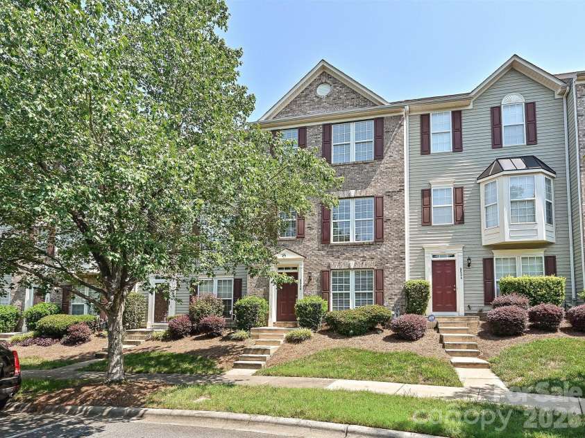 9538 Blossom Hill Drive, Huntersville, NC 28078.  MLS# CAR4409322, YatesRealty ID 40446. 