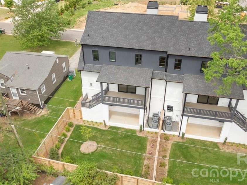 428 Dover Avenue, Charlotte, NC 28209.  MLS# CAR4409380, YatesRealty ID 40447. 