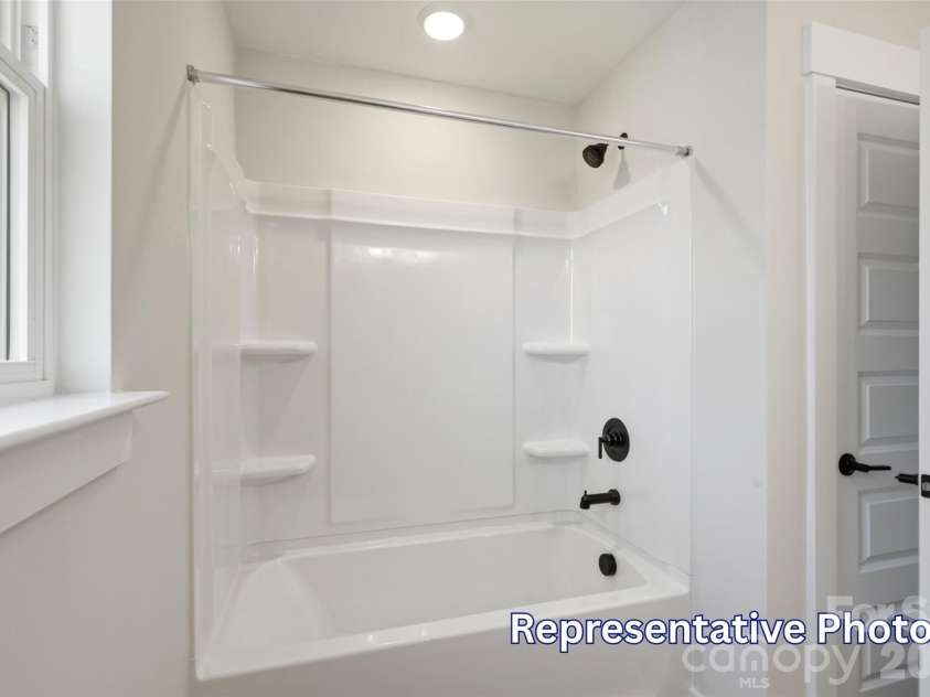1406 Ardmore Drive, Sherrills Ford, NC 28673.  MLS# CAR4409437, YatesRealty ID 40449. Bath 2