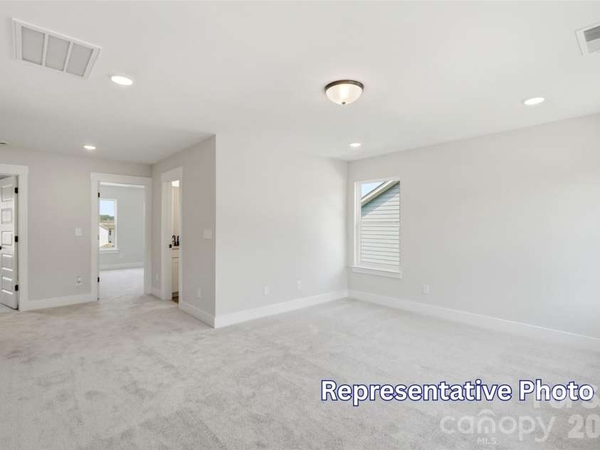 1406 Ardmore Drive, Sherrills Ford, NC 28673.  MLS# CAR4409437, YatesRealty ID 40449. Loft