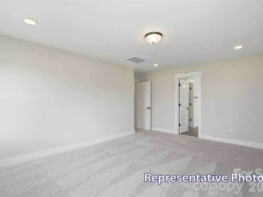 1406 Ardmore Drive, Sherrills Ford, NC 28673.  MLS# CAR4409437, YatesRealty ID 40449. Primary Bedroom