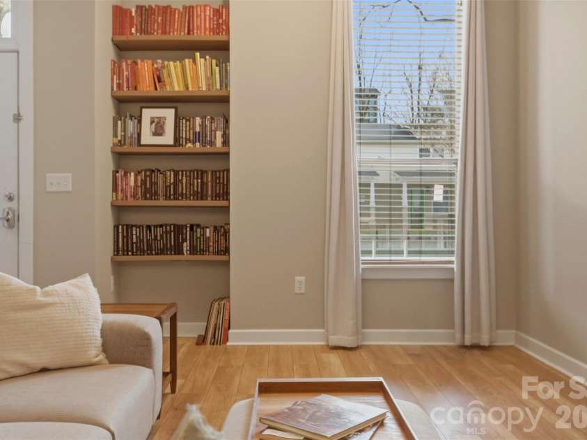 3243 Wesley Avenue, Charlotte, NC 28205.  MLS# CAR4350289, YatesRealty ID 4045. 
