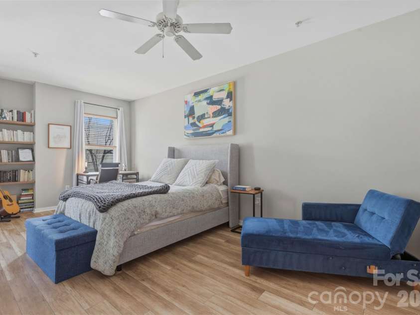 3243 Wesley Avenue, Charlotte, NC 28205.  MLS# CAR4350289, YatesRealty ID 4045. 