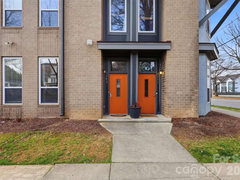 3243 Wesley Avenue, Charlotte, NC 28205.  MLS# CAR4350289, YatesRealty ID 4045. 