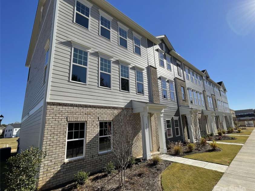 4227 New Hope Road, Cramerton, NC 28032.  MLS# CAR4110891, YatesRealty ID 4045. 