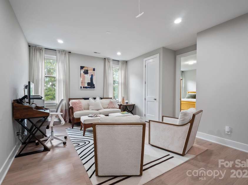 685 Knollcrest Drive, Concord, NC 28025.  MLS# CAR4256189, YatesRealty ID 4045. 