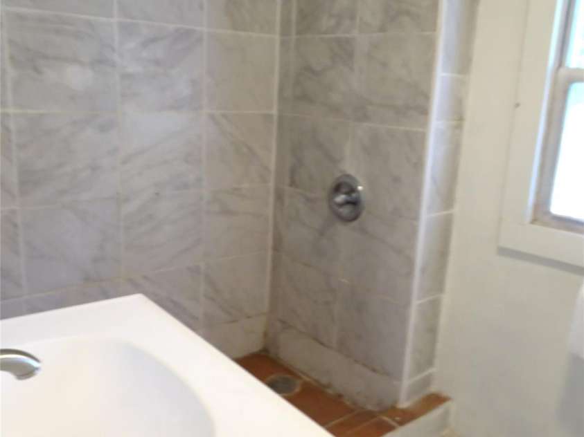 307 Goforth Drive, Thomasville, NC 27360.  MLS# CAR4409442, YatesRealty ID 40450. BATHROOM