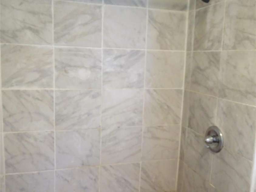 307 Goforth Drive, Thomasville, NC 27360.  MLS# CAR4409442, YatesRealty ID 40450. BATHROOM