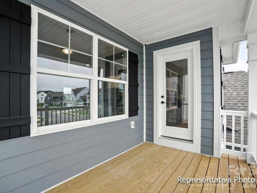 6022 New River Drive, Huntersville, NC 28078.  MLS# CAR4409552, YatesRealty ID 40455. Balcony
