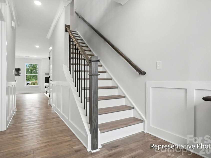 6022 New River Drive, Huntersville, NC 28078.  MLS# CAR4409552, YatesRealty ID 40455. Entryway